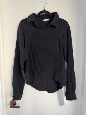 Women's Black Button-Down Pocket Shirt